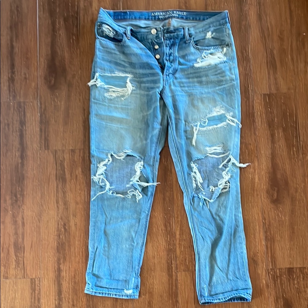 Distressed Blue Jeans - Picture 4 of 6